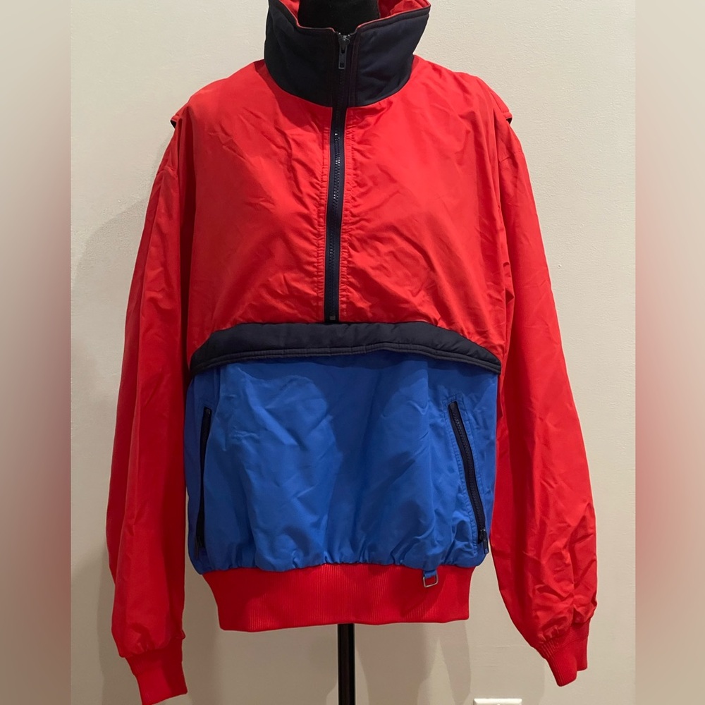 1st Down XL 100%‎ Nylon Lightweight Windbreaker with Pockets